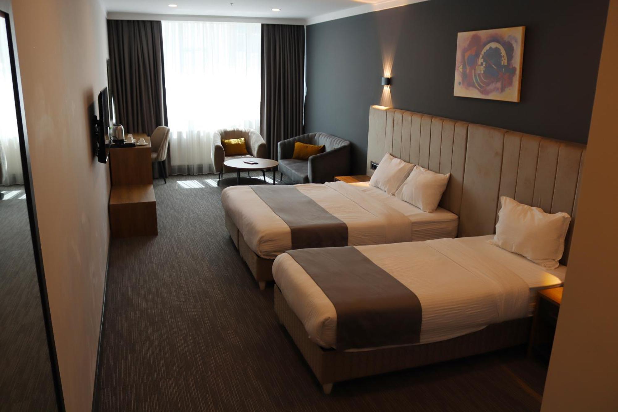 Home Plus Hotel Istambul Exterior foto