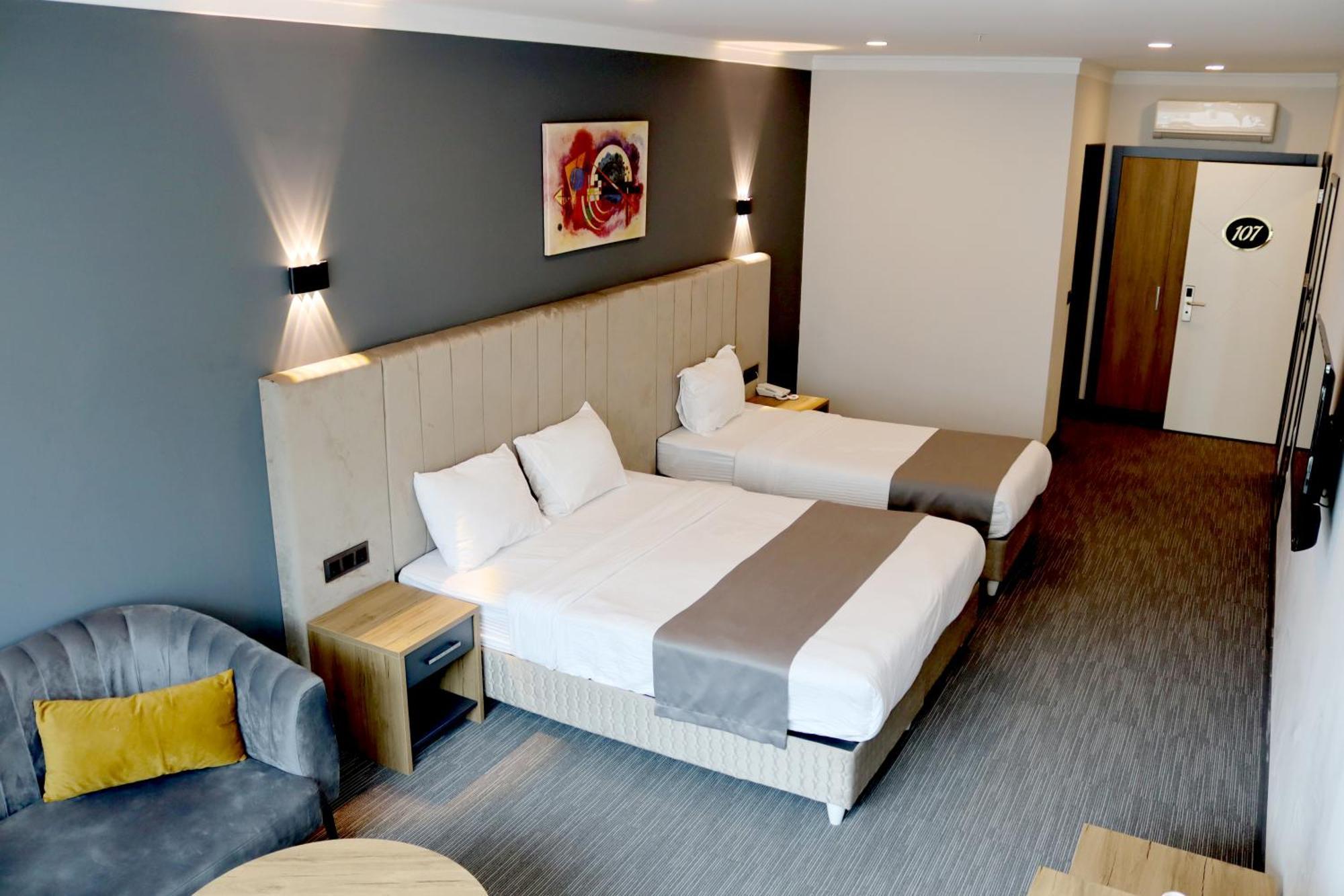 Home Plus Hotel Istambul Exterior foto