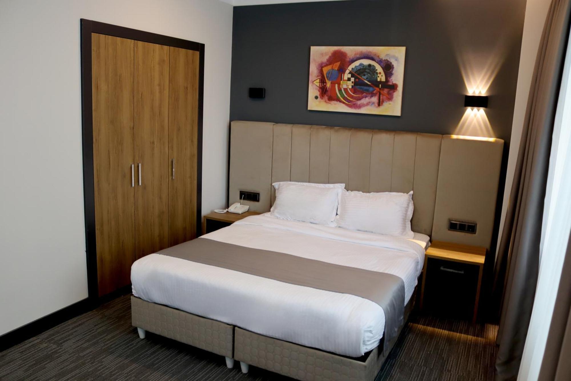 Home Plus Hotel Istambul Exterior foto