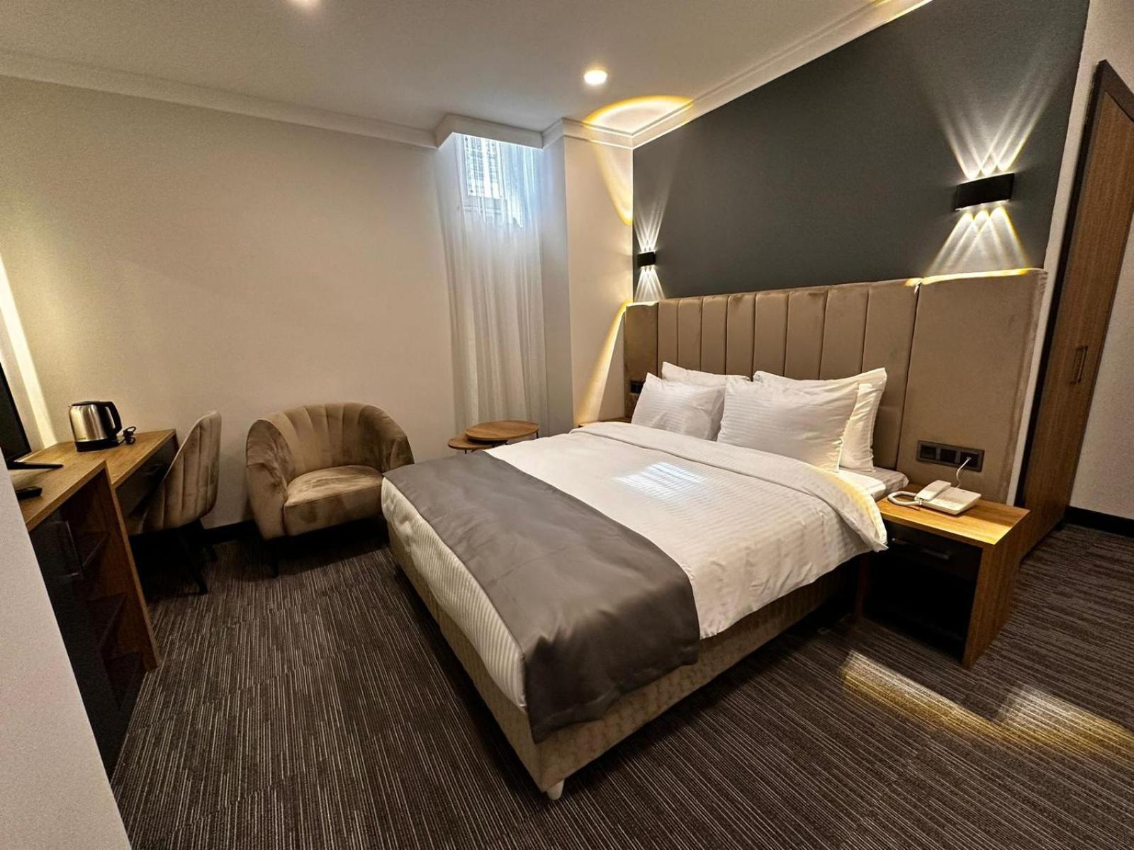 Home Plus Hotel Istambul Exterior foto