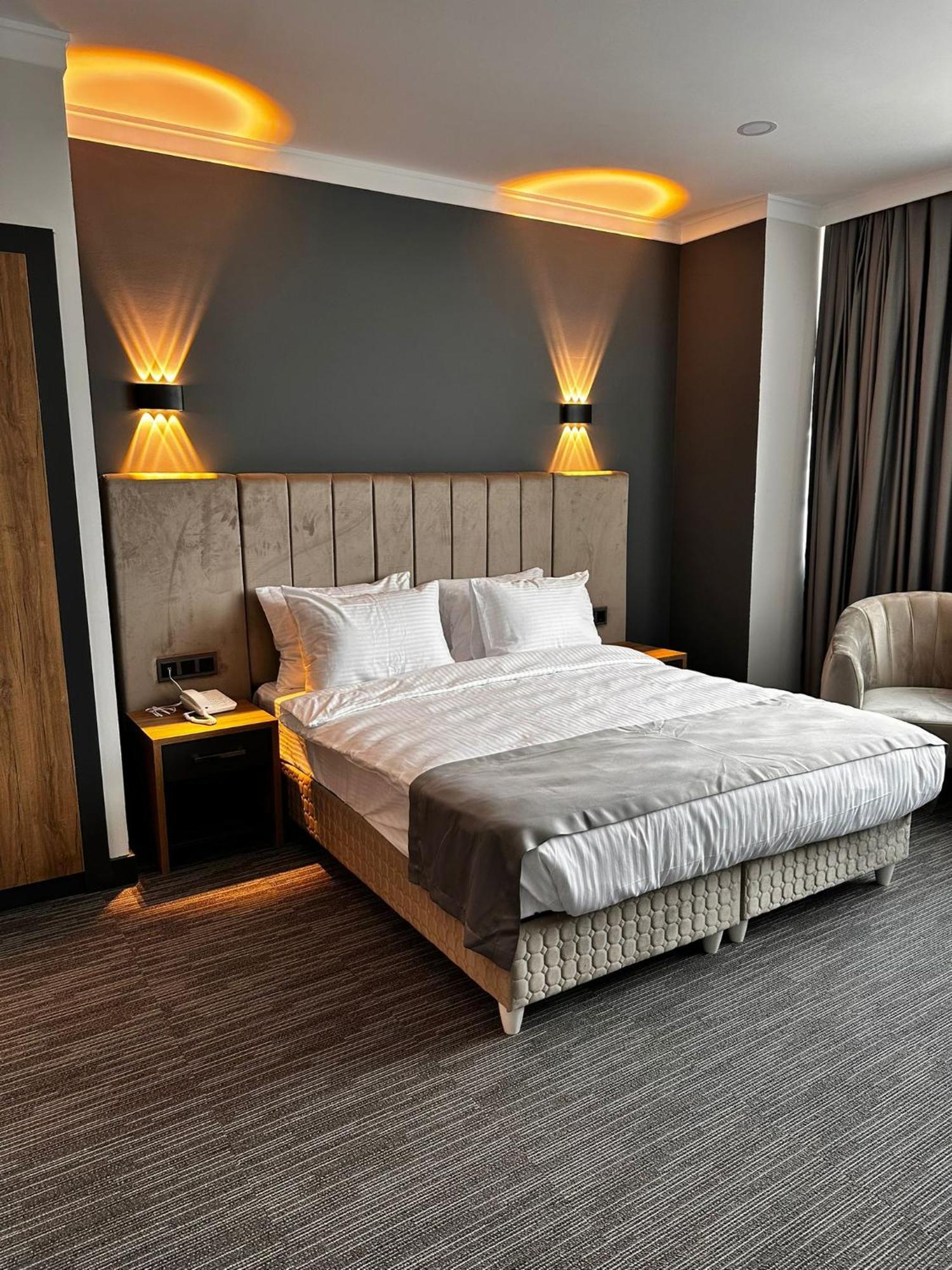 Home Plus Hotel Istambul Exterior foto